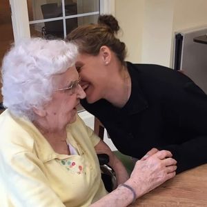 Meet your Posher, Rachel